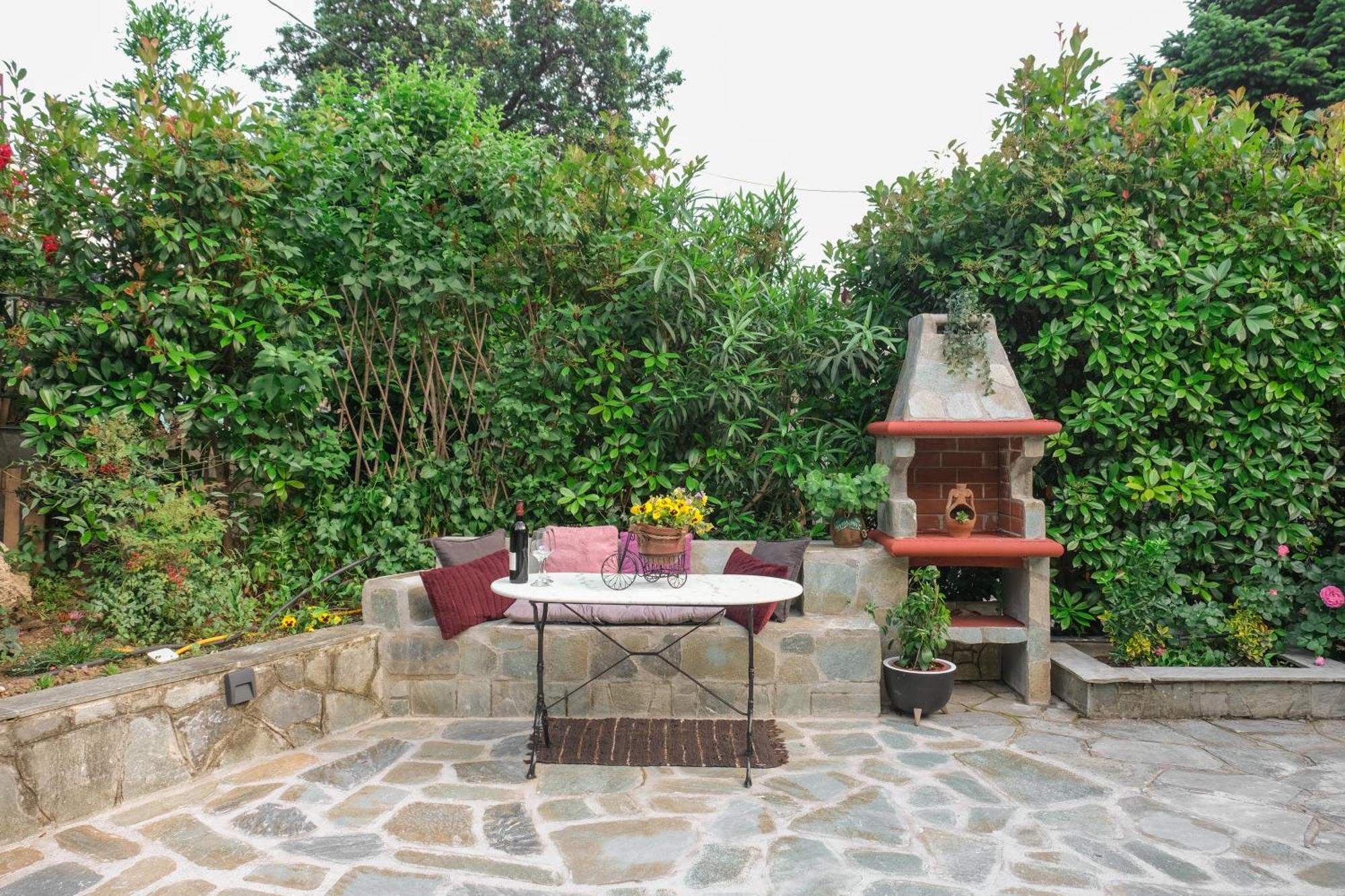 Chara'S Luxury Home Kalambaka Exterior foto